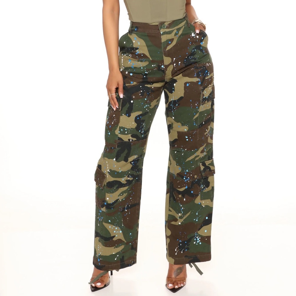 Women’s Fashion Nova Plus Curve Attention On Me Cargo Pant 30 - Camouflage